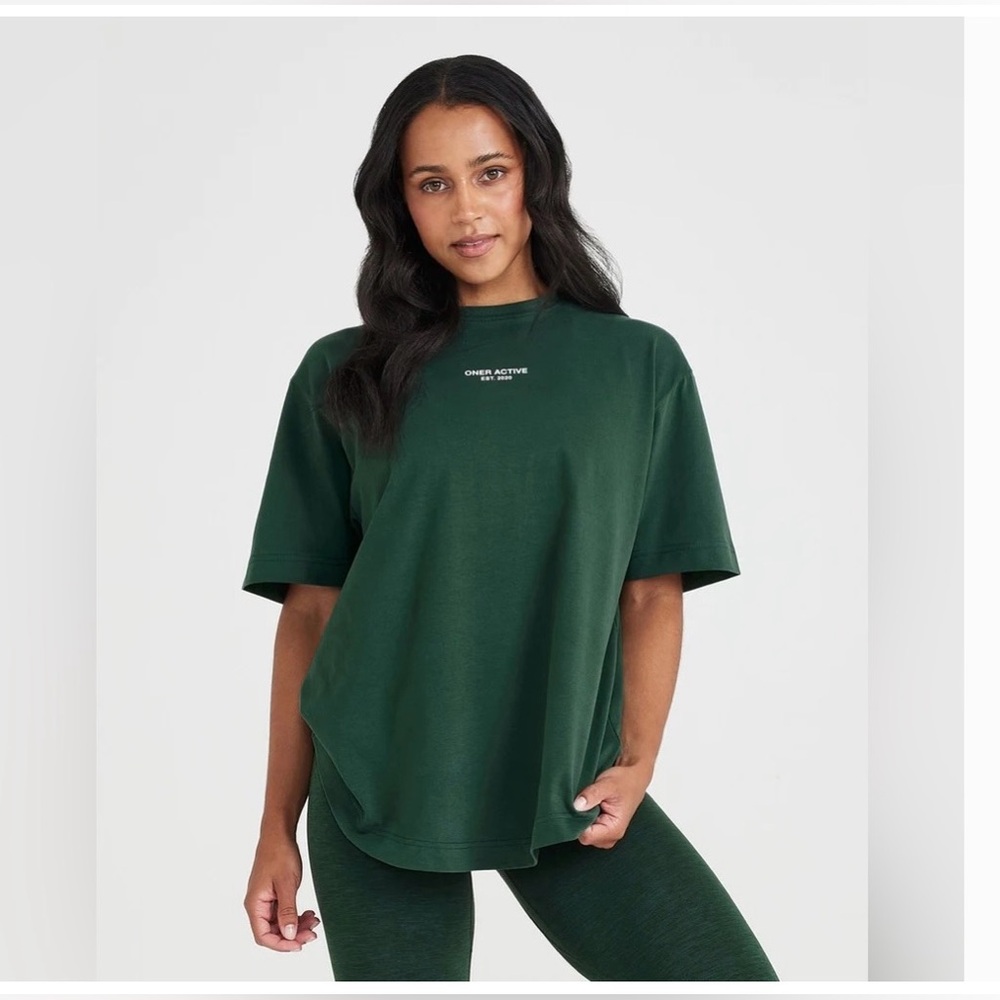 Oner Active Evergreen Graphic Oversized Short Sleeve Tee